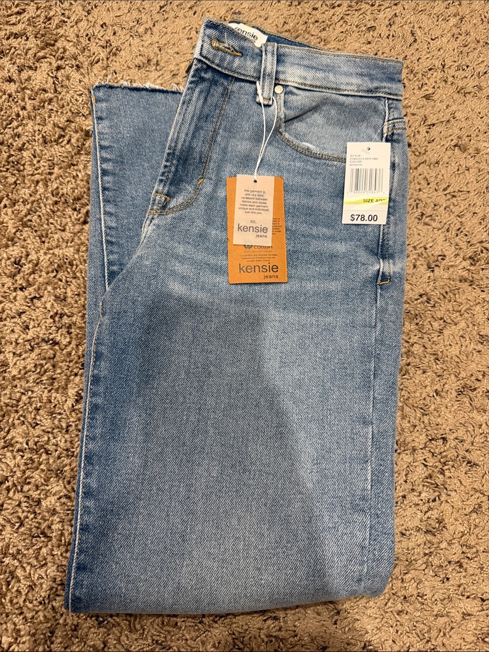 Kensie women’s size 4 BLUE Jeans NWT THE ALLIE HIGH TISE SLIM STRAIGHT LUXE